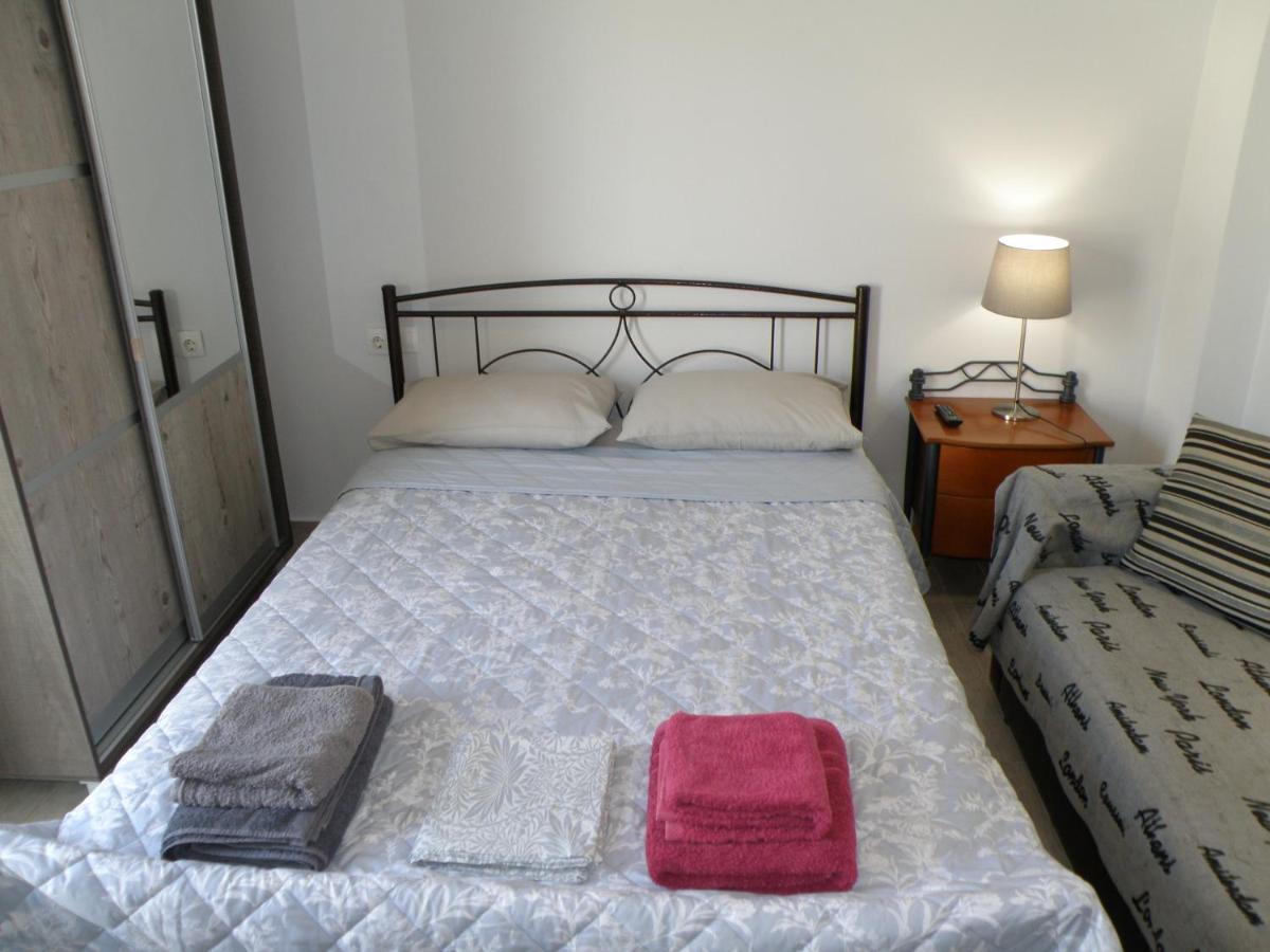 Talos And Aparthotel