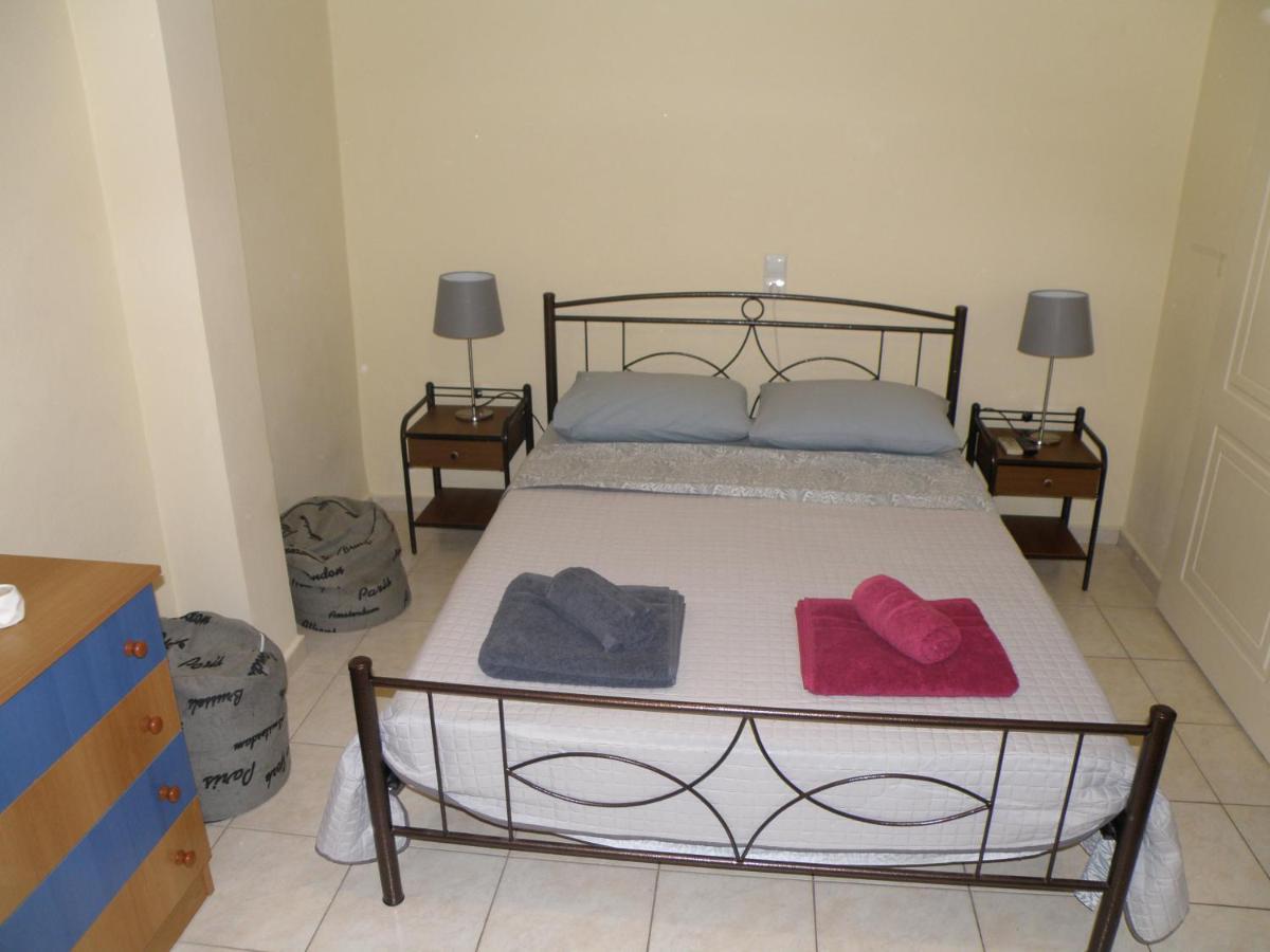 Talos And Aparthotel