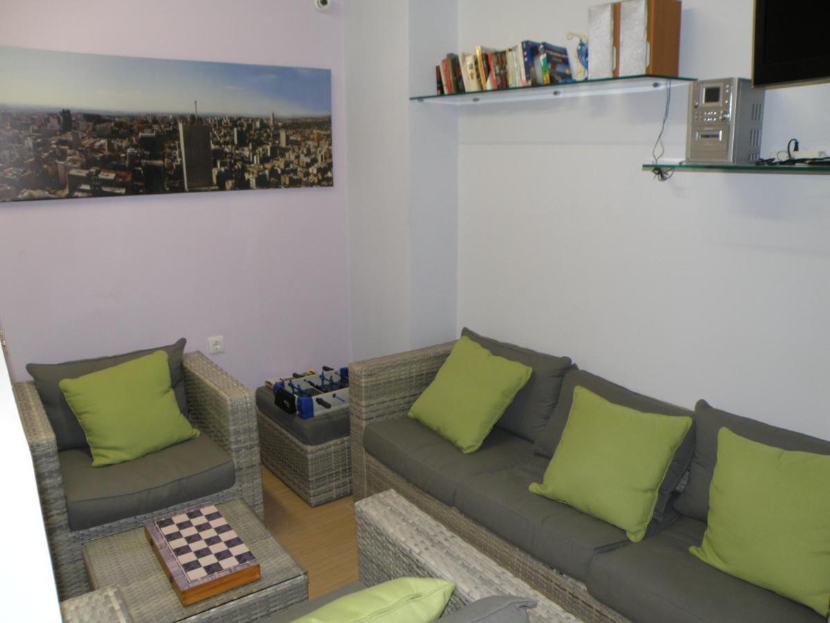 Aparthotel Talos And *