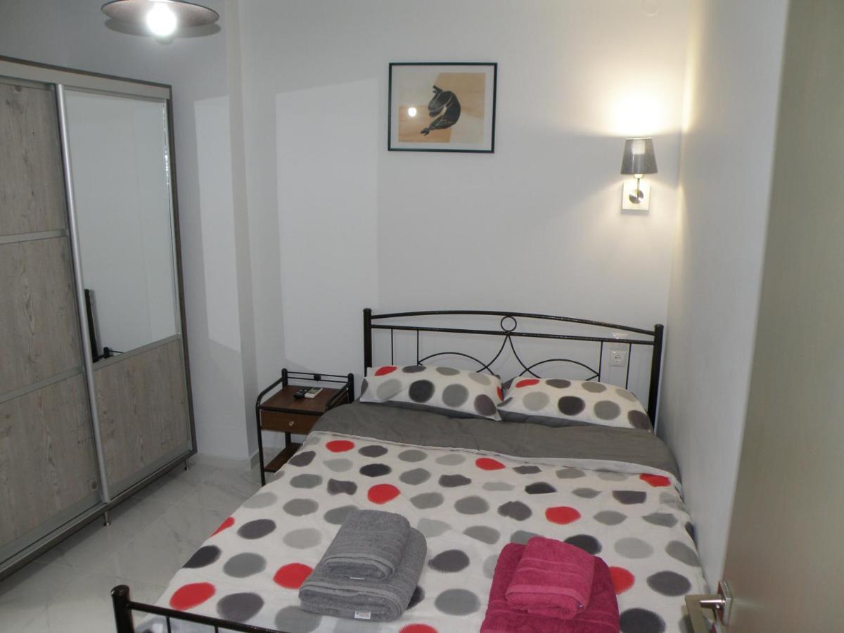 Talos And Aparthotel